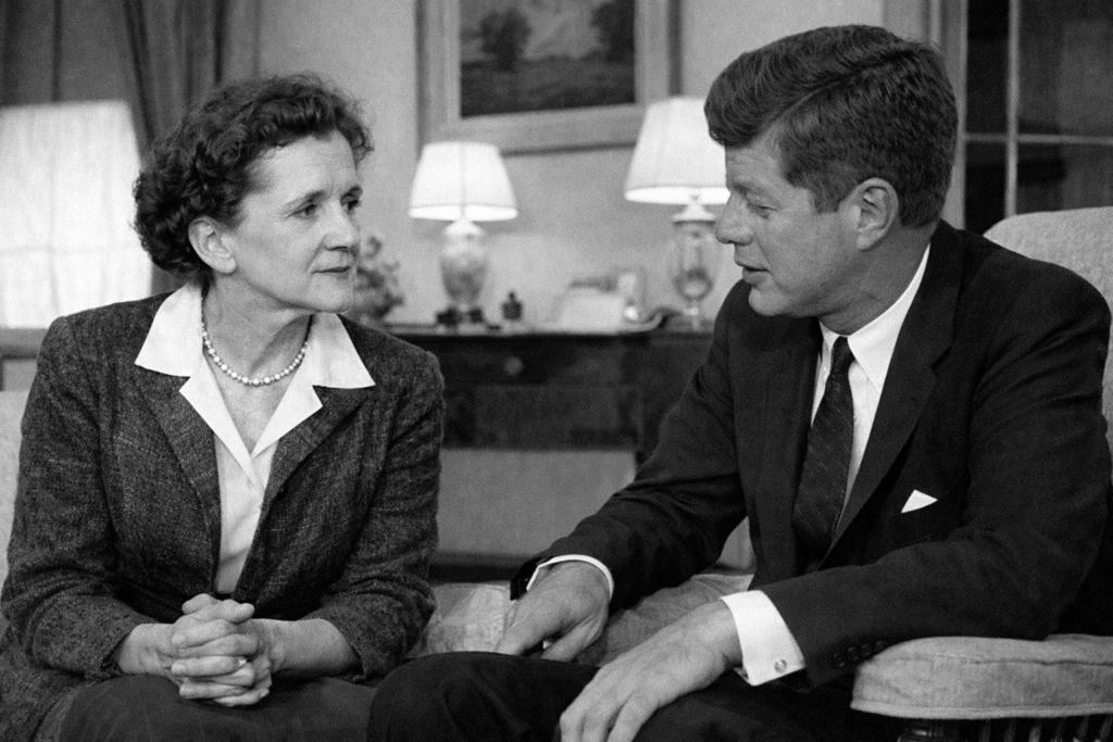 Rachel Carson in discussion with President John F. Kennedy about environmental issues